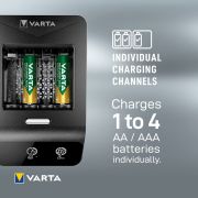Varta - incarcator acumulatori LCD Ultra Fast Charger+ cu 4 acumulatori AA 2100 mAh inclusi