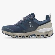 On Cloudwander Waterproof - pantofi alergare pentru femei - albastru navy maro deshis desert