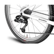 Woom - bicicleta copii 26" Woom 6, varsta recomandata 10-14 ani (140-165cm) - 9,5 kg - gri deschis luna alb