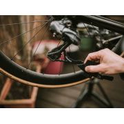 Dynamic Bike Care - Perie curatare transmisie bicicleta Claw Brush - negru