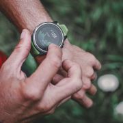 Coros APEX Pro 47mm - ceas GPS multisport premium alb