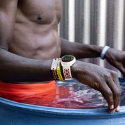 Coros Pace 2 - ceas GPS sport premium edutie speciala Eliud Kipchoge