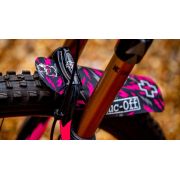 Muc-Off - Aparatoare fata roata Bicicleta Front Ride Guard Bolt - negru roz alb trasnet