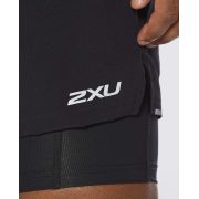 2XU - Pantaloni scurti de alergare pentru barbati 2-in-1 XVENT 5 inch - negru argintiu reflexiv