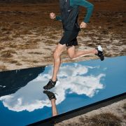 On Cloud Cloudflyer - pantofi alergare pentru barbati - negru alb