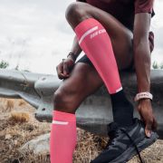 CEP - Sosete de compresie gamba femei The Run Compression W Socks Tall - roz intens negru