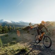 Orbea Urrun 30 - bicicleta electrica MTB - albastru galben