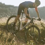 Orbea ALMA M10 Wine Red Carbon View - Carbon Raw - măsura S - bicicletă MTB XC hardtail