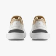 On The ROGER Advantage - pantofi sport pentru femei - alb maro deschis nisip