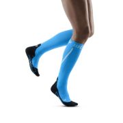 CEP - Sosete de compresie pentru femei alergare iarna Winter Run Socks - albastru electric negru