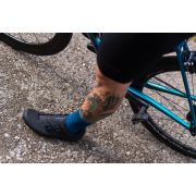 Northwave Revolution 3 - pantofi pentru ciclism sosea - negru logo albastru irizat