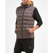 2XU - vesta vreme rece barbati CLASSIX Insulation Vest III - maro Charcoal/ imprimeu Micro Glitch Print