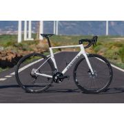 Bicicletă șosea Basso Venta R Shimano 105 - Pearl White Glossy
