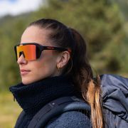 Ochelari de soare electro fotocromatici React Swiss OPTRAY RUBY - lentila portocalie si rama neagra