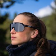 Ochelari de soare electro fotocromatici React Swiss OPTRAY ONYX - lentila gri si rama neagra