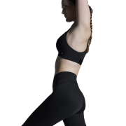 On - colanti - Train Tights W - Black