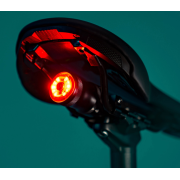 Lezyne - Lumina spate stop -  SADDLE Drive 250 Lumen - negru