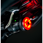 Lezyne - Lumina spate stop -  SADDLE Drive 250 Lumen - negru