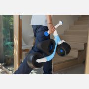 Bicicletă de echilibru woom WOW cu roți 12″ – autoechilibrantă (9-36 luni) – Chalk Blue