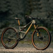 Bicicletă MTB Trail full suspension Orbea OCCAM SL M30 - Cosmic Carbon View | Metallic Olive Green (Gloss)