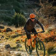 Orbea URRUN 30 Borealis Blue- Luminous Yellow - măsura S - bicicletă electrică MTB hardtail