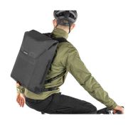 Apidura - rucsac sport urban City Backpack, capacitate 17 litri - gri închis