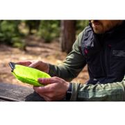 Muc-Off - borseta bicicleta Rainproof Essentials Case - verde lime hi vision
