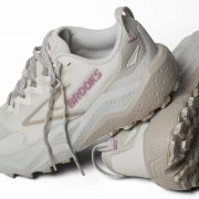 Pantofi trail running Brooks Caldera 8 W - alb | amortizare ADN LOFT v3
