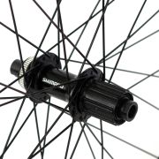 Roata Spate CROSSER X18 32H 27.5'' Thru-Axle - Frana disc (CenterLock) cu Butuc Shimano AFHMT400B OLD 142MM 8-11 viteze | capsata