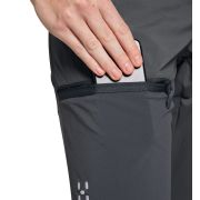 Haglöfs Lite Slim Pant W – Pantaloni outdoor ușori de vară - Gri Magnetite