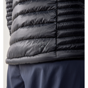 Haglöfs L.I.M Down II Hood W – Geacă din puf ultraușoară cu glugă - Negru True Black