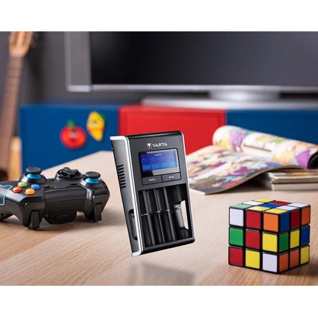Varta - incarcator acumulatori LCD Dual Tech Charger