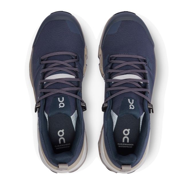 On Cloudwander Waterproof - pantofi alergare pentru femei - albastru navy maro deshis desert