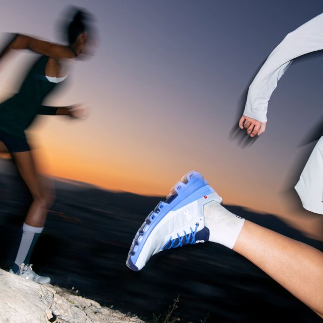 On Cloudventure - pantofi sport pentru femei - alb Arctic albastru deschis Marina