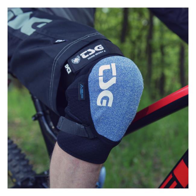 Genunchiere TSG Tahoe Resist A - Black