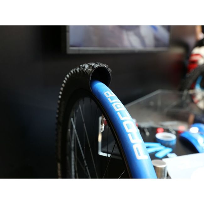 Set SCHWALBE Procore 26'' BL/BL
