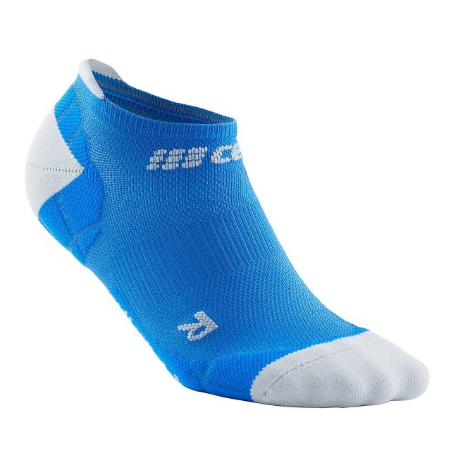 CEP - Sosete de compresie pentru femei model sub glezna No Show Ultralight - albastru electric gri deschis