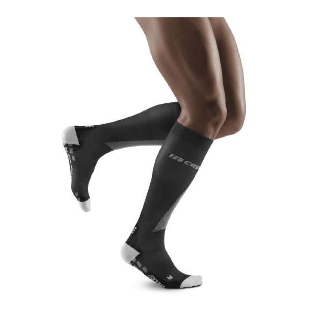 CEP - Sosete compresie pentru barbati Pro ultralight man - negru gri deschis
