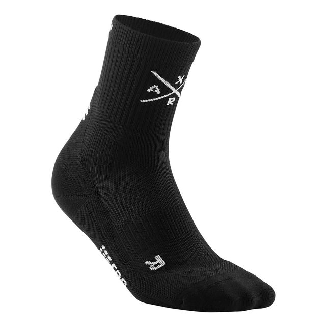 CEP - Sosete scurte compresie mid cut pentru barbati Xtra Mile socks - negru alb
