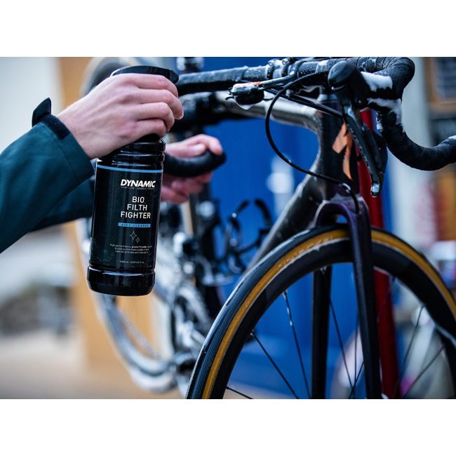 Dynamic Bike Care - Spray cu pulverizator pentru curatare bicicleta uz general Bio Filth Fighter - sticla 1 litru