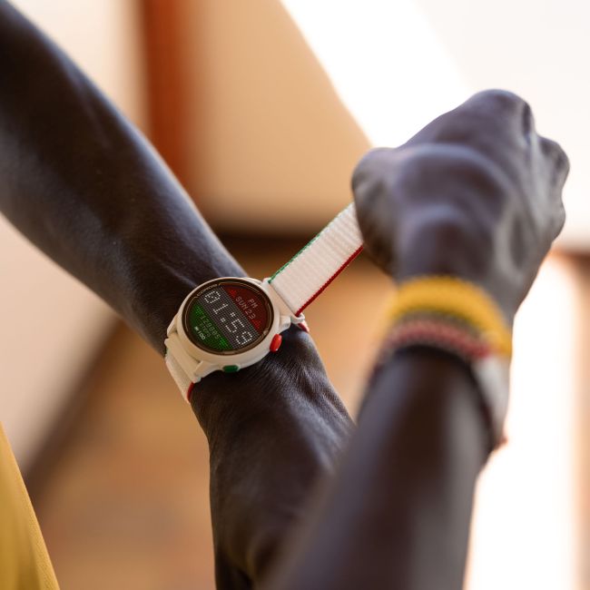 Coros Pace 2 - ceas GPS sport premium edutie speciala Eliud Kipchoge