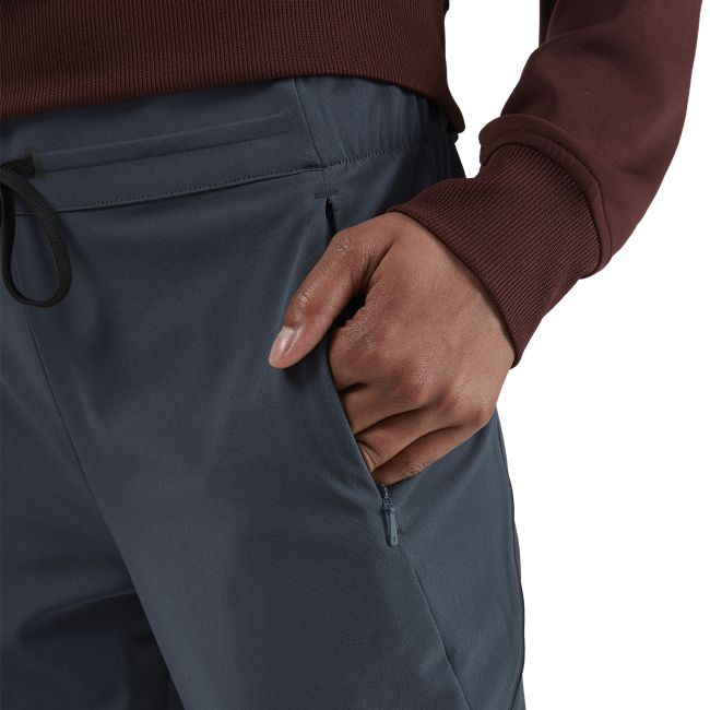 On Cloud - pantaloni lungi Active Pants pentru femei - bleumarin