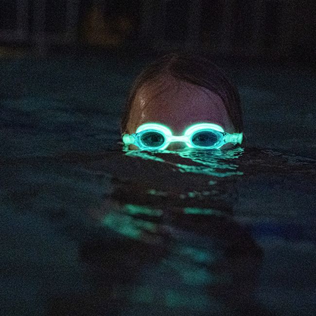 Finis - ochelari inot vizibilitate sporita pentru copii FlowGlows (Glow in the dark) Goggles - verde