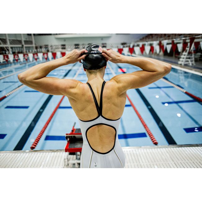 Finis - Costum inot tehnic pentru fete sau femei - Rival 2.0 Open Back Kneeskin - alb