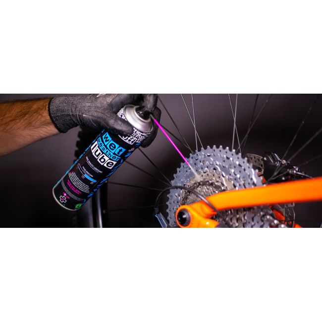 Muc-Off - Spray intretinere bicicleta (pentru ploaie si noroi) Wet Weather Lube - 400ml