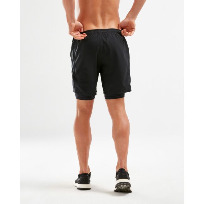 2XU - pantaloni scurti 2in1 cu colanti compresie pentru barbati XCTRL 7 inch short with compression - negru