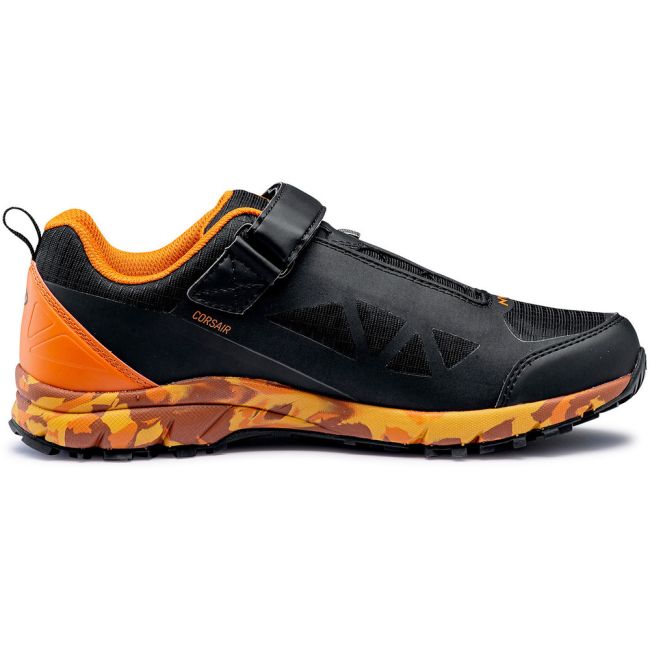 Northwave Corsair - pantofi pentru ciclism MTB All Mountain - negru-portocaliu-camo
