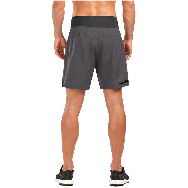 2XU - Pantaloni scurti compresie alergare 2 in 1 barbati Comp 7" Shorts - gri Charcoal negru