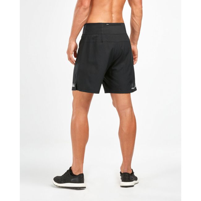 2XU - Pantaloni scurti compresie alergare 2 in 1 barbati Comp 7" Shorts - negru argintiu