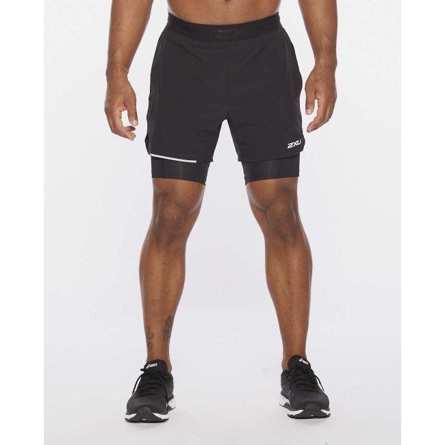 2XU - Pantaloni scurti de alergare pentru barbati 2-in-1 XVENT 5 inch - negru argintiu reflexiv